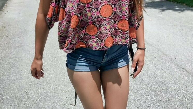 [MOFOSB-Sides] - Facial for Petite Sofie Reyez