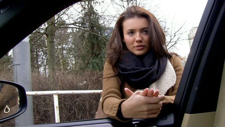 [StrandedTeens] - Alluring Thumbelina Exposes Her Butt - Vanessa Decker