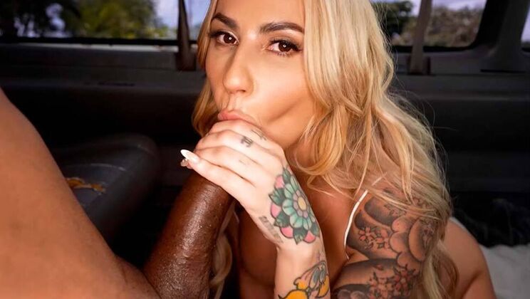 [BangBus] - She'll Do Whatever For Cash - Jonathan Jordan - Mayara Lopes