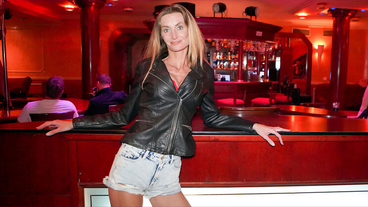 [MYLFXSeries] - Club Scene with Amateur Mia - Mia - Eveline Magic - Mia L - Hans - Azoe - Darren