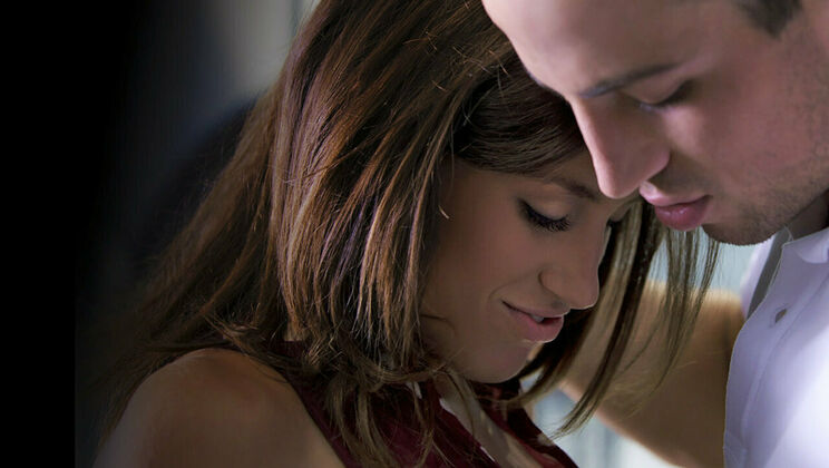 [SexArt] - Curly Hair and Sexy Moves - Julia Roca - Joel Tomas