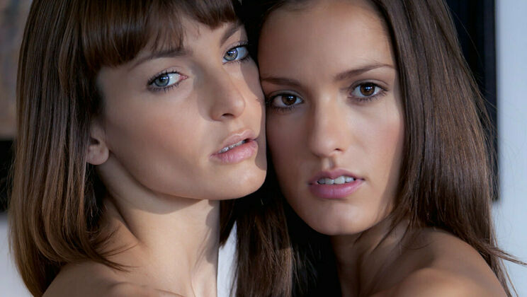 [SexArt] - Lesbian Lovers on the Go