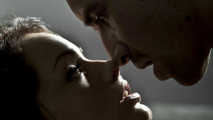 [SexArt] - Hungarian Hump: Tan Lines & Tits (2014) - Luna - Sophie Lynx - Whitney Conroy - Franck Franco