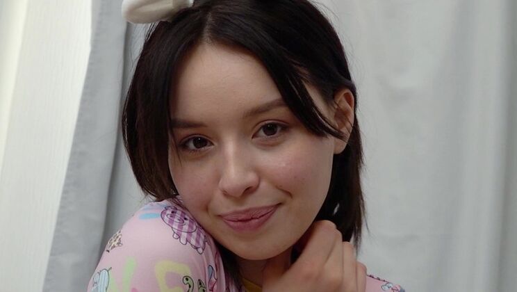 [ErikaKortiStudio] - Teen Asian Girl Gets Anal Sex and Facial - Karolina Geiman - Toni Bil