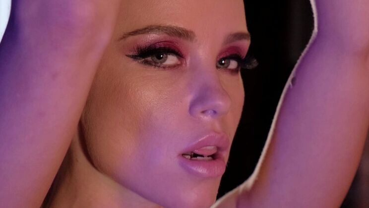 [NRXStudio] - Lara Frost's Facial Cumshot is Intense - Lara Frost - Nick Whitehard