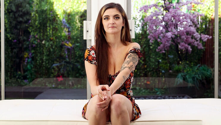 [NetVideoGirls] - Harper's Casting Call Includes a Facial - Harper