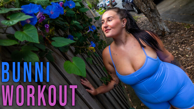 [GirlsOutWest] - Solo Fitness with Bunni - Bunni
