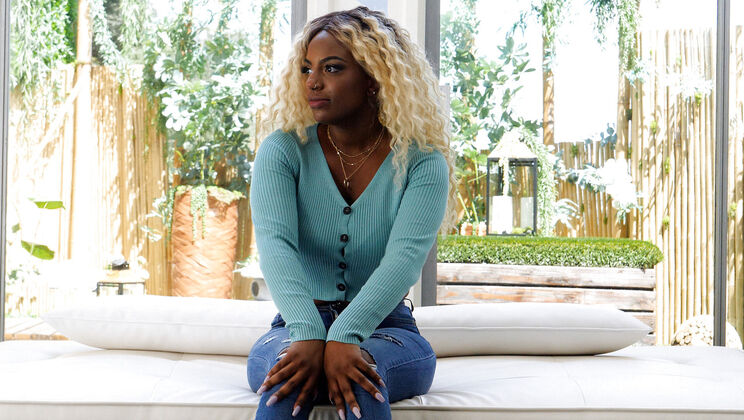 [CastingCouchHD] - Naomi's Wild Audition Ride - Naomi