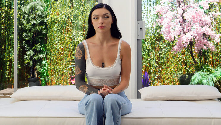 [CastingCouchHD] - POV Blowjob with Violet during Audition - Violet