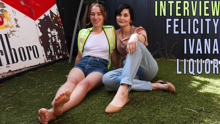 [GirlsOutWest] - Ivana Liquor & Felicity: Outdoor Australian Adventures - Felicity - Ivana Liquor