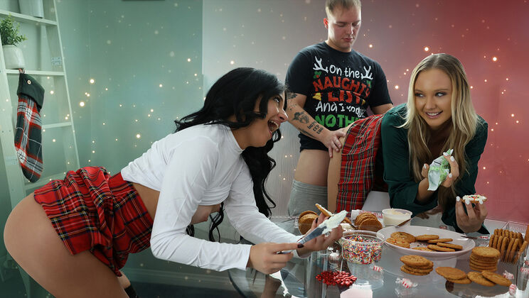 [MylfClassics] - Free Use Xmas with Petite and Blonde - Paisley Porter - Joshua Lewis - Vanessa Marie