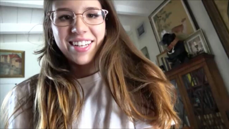 [PerfectGirlfriend] - POV Cuddling with 18yo Isabel Moon - Isabel Moon