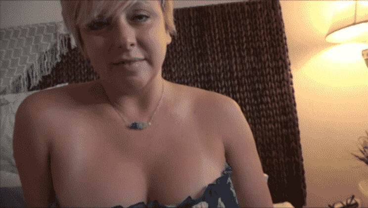 [MomComesFirst] - Big Tits and Big Ass Blowjob with Innocent Look - Brianna Beach