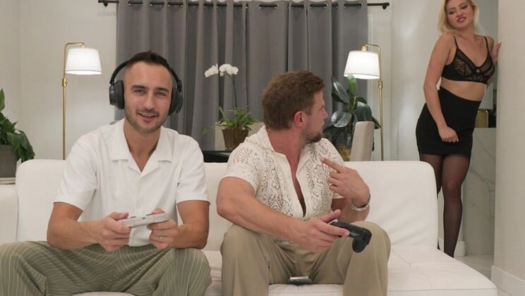 [PornWorld] - Nympho Blonde Seduces Neighbors for Frantic Double Penetration - Cherry Kiss - Milan - Vince Karter