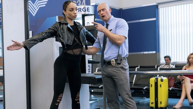 [DigitalPlayground] - Zac Wild's Cumshot on Alexis Tae's Face - Zac Wild - Alexis Tae