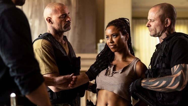 [DigitalPlayground] - Machine Gunner Ep 4: Full Scene - Kira Noir Gets Fucked in Every Hole - Kira Noir - Alex Jones