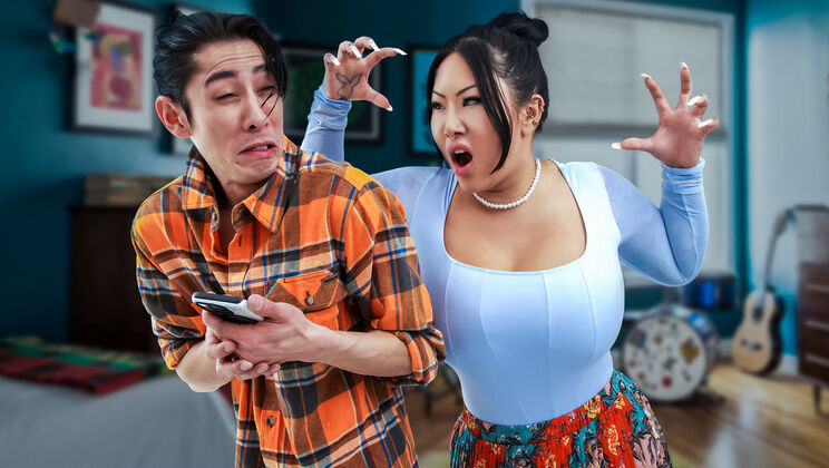 [TigerMoms] - Connie Perignon's Pussy Licking Scene - David Lee - Connie Perignon