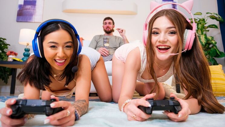 [Brazzers] - Ballerina and Gamer Girl Double Blowjob for Big Dick - Juniper Ren - Girthmasterr - Liora Vane