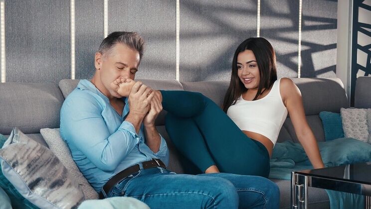 Workday Cumshot and Clean-up