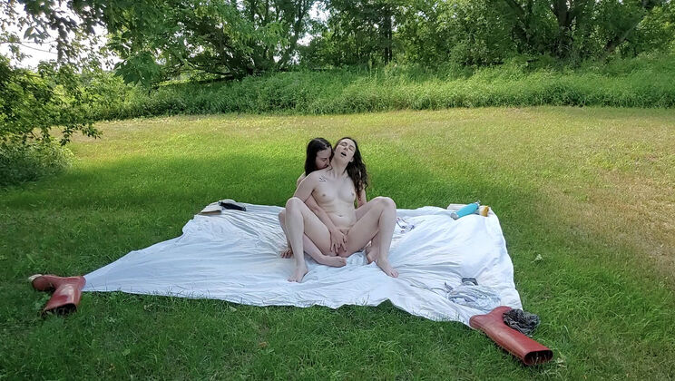 Daisy And Peach Moan And Laugh In Country Vlog