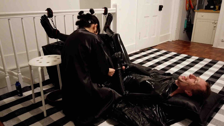 Rei Submissive in Latex, Tickled by Lee to Giggles